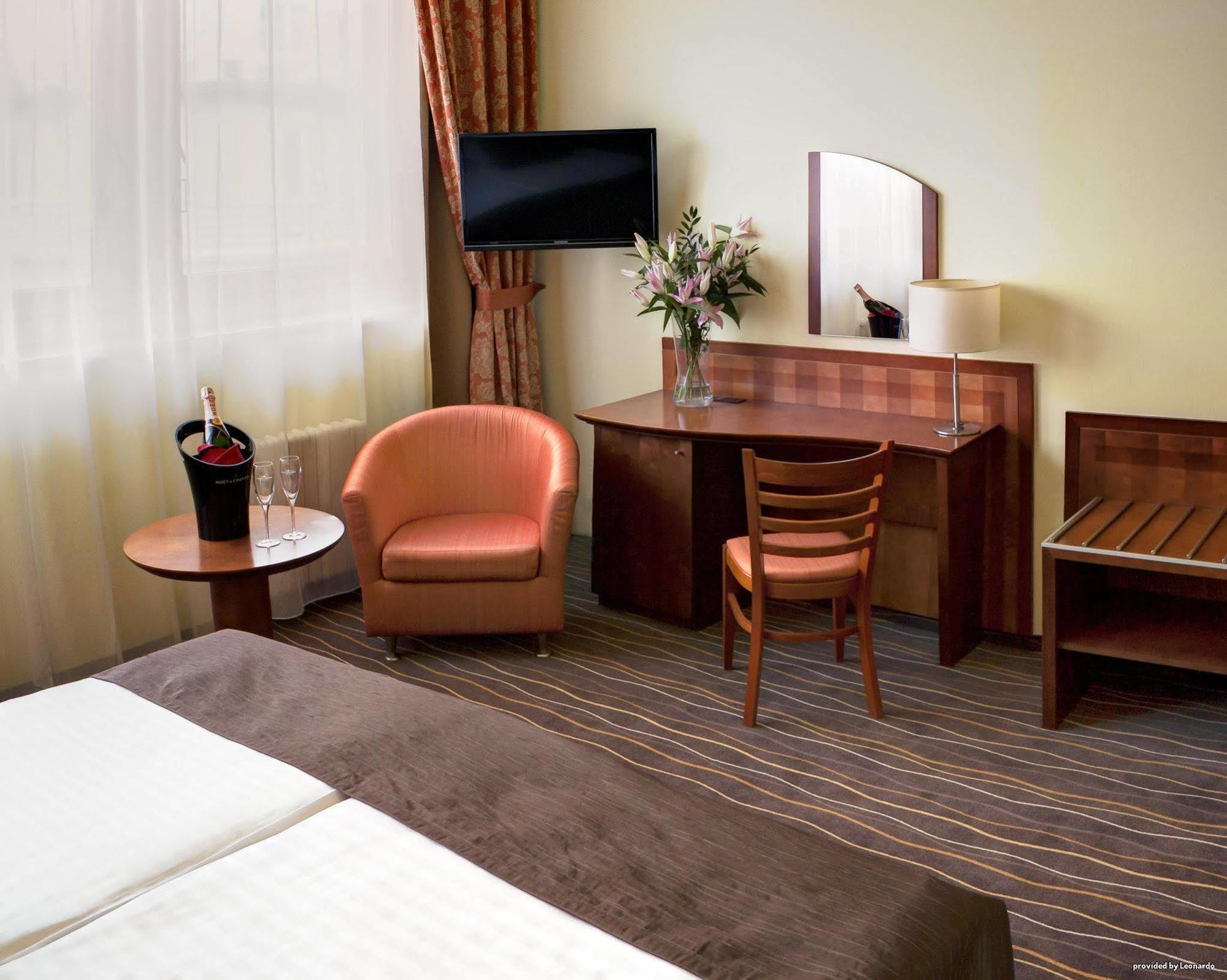 Luxury Family Hotel Bila Labut Πράγα Δωμάτιο φωτογραφία